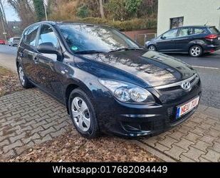 Hyundai Hyundai i30 blue 1.4 Comfort/NEU TÜV Gebrauchtwagen