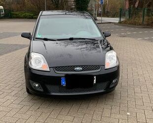 Ford Ford Fiesta 1,3 51 kW Black Magic Black Magic Gebrauchtwagen