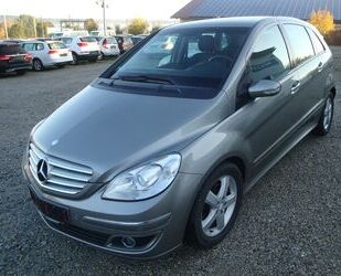 Mercedes-Benz Mercedes-Benz B 200 CDI Chrom-Paket *AHK/PDC/Sitzh Gebrauchtwagen