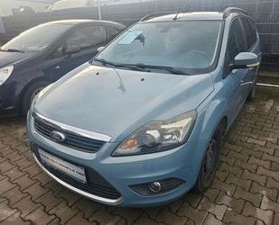 Ford Ford FOCUS*TURNIER*TITANIUM*1.6*TDCI*KLIMA*SHZ*PDC Gebrauchtwagen