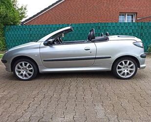 Peugeot Peugeot 206 CC Platinium 135 Platinium Gebrauchtwagen