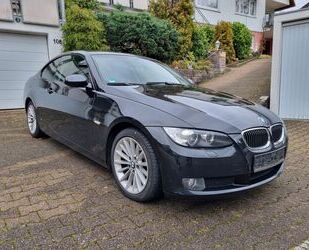 BMW BMW 325i Coupé -E92 mit AHK *Xenon* Gebrauchtwagen