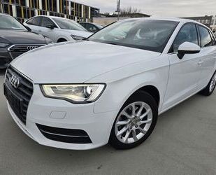 Audi Audi A3 1.2 TFSI Xenon/LED/Einparkhilfe Sportback Gebrauchtwagen