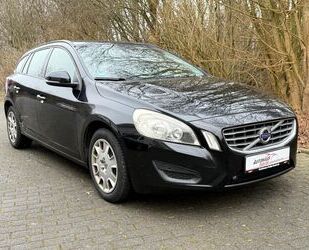 Volvo Volvo V60 °Navi°FSE°Shzg°PDC°Klima°BT°Radio° Gebrauchtwagen