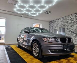 BMW BMW 118i aus 2. Hand*5 Türer*Klima*ALU*Scheckheft* Gebrauchtwagen