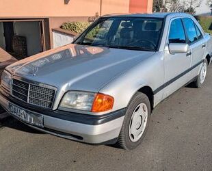 Mercedes-Benz Mercedes-Benz Mercedes C180 Classic - Gepflegter K Gebrauchtwagen