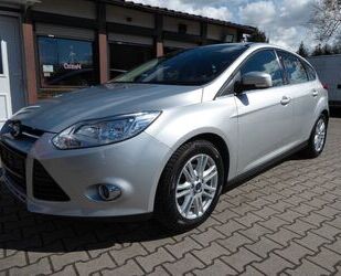 Ford Ford Focus Lim. 1.6 V Ti-VCT Titanium Automatik/HU Gebrauchtwagen