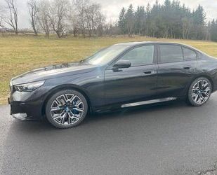 BMW BMW i5 eDrive40 - M Sportpaket, alle Pakete, AHK Gebrauchtwagen