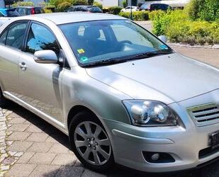 Toyota Toyota Avensis 1,8-l-VVT-i - Gebrauchtwagen