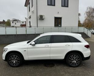 Mercedes-Benz Mercedes-Benz GLC 300 e 4Matic*CAM/BURM/TEMP/TOT/V Gebrauchtwagen