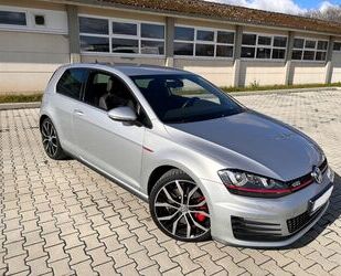 VW Volkswagen Golf 2.0 GTI 19Zoll DSG Performance Vol Gebrauchtwagen