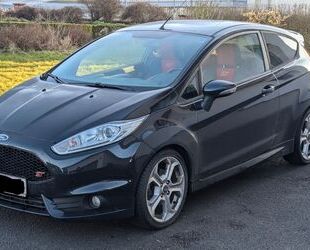 Ford Ford Fiesta 1,6 EcoBoost ST Leder-Sport-Paket ST . Gebrauchtwagen