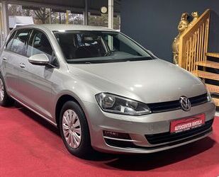 VW Volkswagen Golf VII Lim. Trendline BMT/Tüv NEU/ Gebrauchtwagen