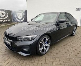 BMW BMW 320d Lim. M-Sport Shadow-Line/Navi/Leder/LED/A Gebrauchtwagen