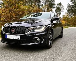 Fiat Fiat Tipo 1.4 T-Jet LOUNGE LOUNGE Gebrauchtwagen