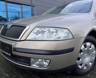 Skoda Skoda Octavia Lim. Ambiente 1.6i *NUR 75.000KM*1.H Gebrauchtwagen