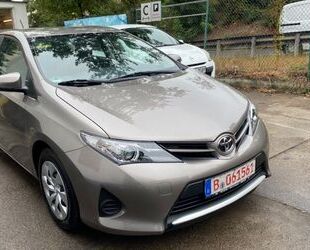 Toyota Toyota Auris Cool Gebrauchtwagen