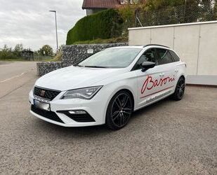 Seat Seat Leon ST 2.0 TSI CUPRA 4Drive DCC Schiebedach Gebrauchtwagen