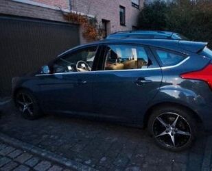 Ford Ford Focus 1,6 Ti-VCT 92kW PowerShift SYNC Editio. Gebrauchtwagen