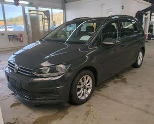 VW Volkswagen Touran 2.0TDI DSG Comfortline I KAM IST Gebrauchtwagen