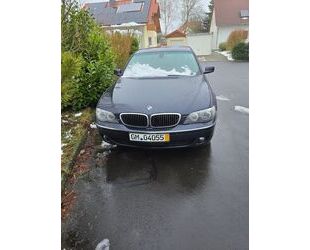 BMW BMW 740i A - erst 26000 km Reimport kompl. Scheckh Gebrauchtwagen