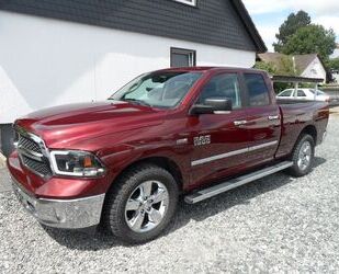 Dodge Dodge RAM 5,7 Hemi 4x4 Quad Cab, R/T Bereifung 20 Gebrauchtwagen