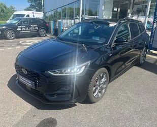 Ford Ford Focus Turnier ST-Line X Automatik 8-Gang Gebrauchtwagen