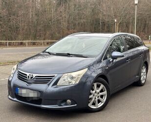 Toyota Toyota Avensis Combi Executive 2.2 D-4D Automatik Gebrauchtwagen