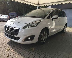 Peugeot Peugeot 5008 Active / Automatik / 7-Sitzer / Navi Gebrauchtwagen