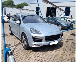 Porsche Porsche Cayenne GTS Pano *Approved *Scheckheft Gebrauchtwagen