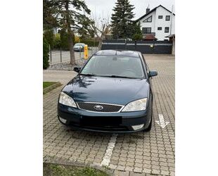 Ford Ford Mondeo 2,0 Ghia Ghia Gebrauchtwagen