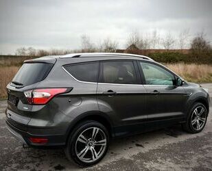 Ford Ford Kuga Titanium,El.Heckkl,El.Ahk,Kamera Gebrauchtwagen