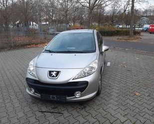 Peugeot Peugeot 207, TÜV neu ohne Mängel Gebrauchtwagen