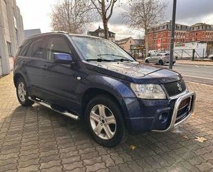 Suzuki Suzuki Grand Vitara 2.0 4x4 Gebrauchtwagen