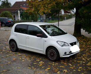 Seat Seat Mii 1.0 55kW Chic Mi By Mango / Navi / SH / P Gebrauchtwagen