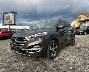 Hyundai Hyundai Tucson 2.0 PREMIUM 4WD PREMIUM / 1HAND/ Gebrauchtwagen