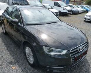 Audi Audi A3 Sportback 1,4l TSI Ambiente Bi-Xenon Gebrauchtwagen