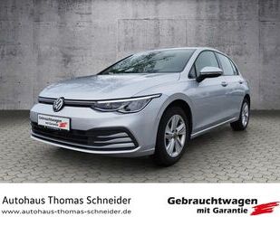 VW Volkswagen Golf VIII Lim. Life 1.5 TSI NAV/SHZ/Par Gebrauchtwagen