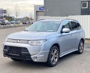 Mitsubishi Mitsubishi Outlander 2.2 DI-D Instyle 4WD 7 Sitze Gebrauchtwagen