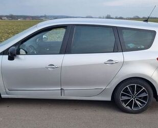 Renault Renault Grand Scenic Bose Edition dCi 150 Automati Gebrauchtwagen