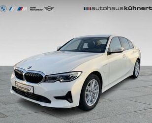 BMW BMW 330e i Performance Limousine ACC Laser SpurAss Gebrauchtwagen