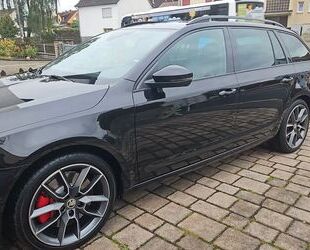 Skoda Skoda Octavia 2.0 TSI DSG RS Combi RS Gebrauchtwagen