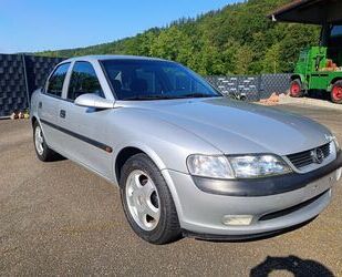 Opel Opel Vectra 1.6 16V Bel Air TOP Zustand Gebrauchtwagen