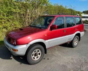 Nissan Nissan Terrano 2,7 Diesel - 7 Sitzer & AHK Gebrauchtwagen