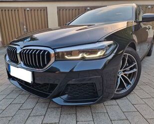 BMW BMW 530i M Sportpaket, HUD, ACC, Glasdach Gebrauchtwagen