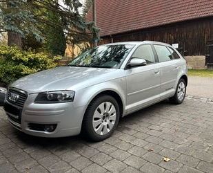 Audi Audi A3 1.6 FSI Ambiente Sportback Gebrauchtwagen