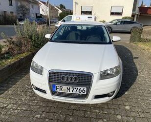 Audi Audi A3 1.6 Sportback 2-Zonen Klima/Sitzheizung Gebrauchtwagen