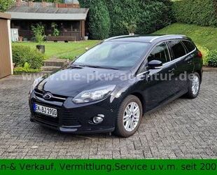 Ford Ford Focus Turnier Titanium *AHK 1.200kg*NAV*Sitzh Gebrauchtwagen