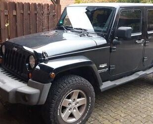 Jeep Jeep Wrangler Unlimited Sahara 2.8 CRD Autom. Saha Gebrauchtwagen