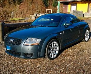 Audi Audi TT Coupe 3.2 Liter VR6 DSG Quattro Gebrauchtwagen